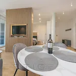 Prestige Modern Tower Apartment *
