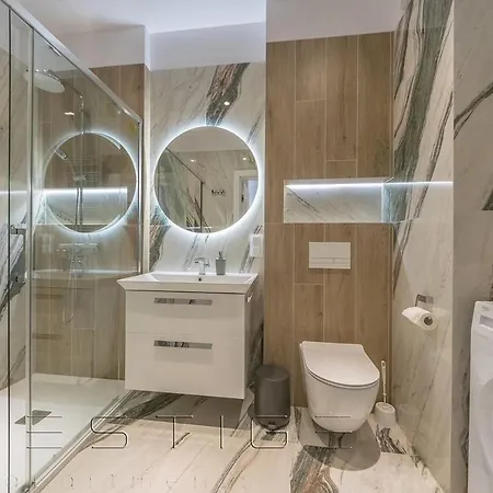 Prestige Modern Tower アパート