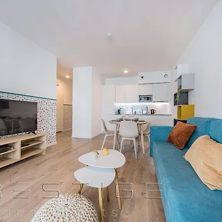 Prestige Modern Tower Apartment Gdynia